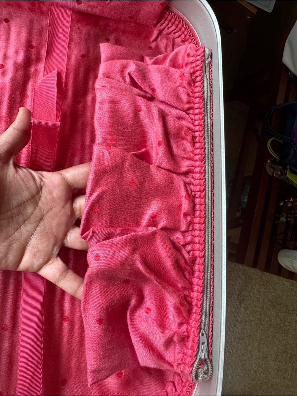 Samsonite Hot Pink Structured Cosmetic Case - Picture 9 of 11